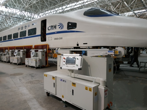 Su jeti kesme makinesi