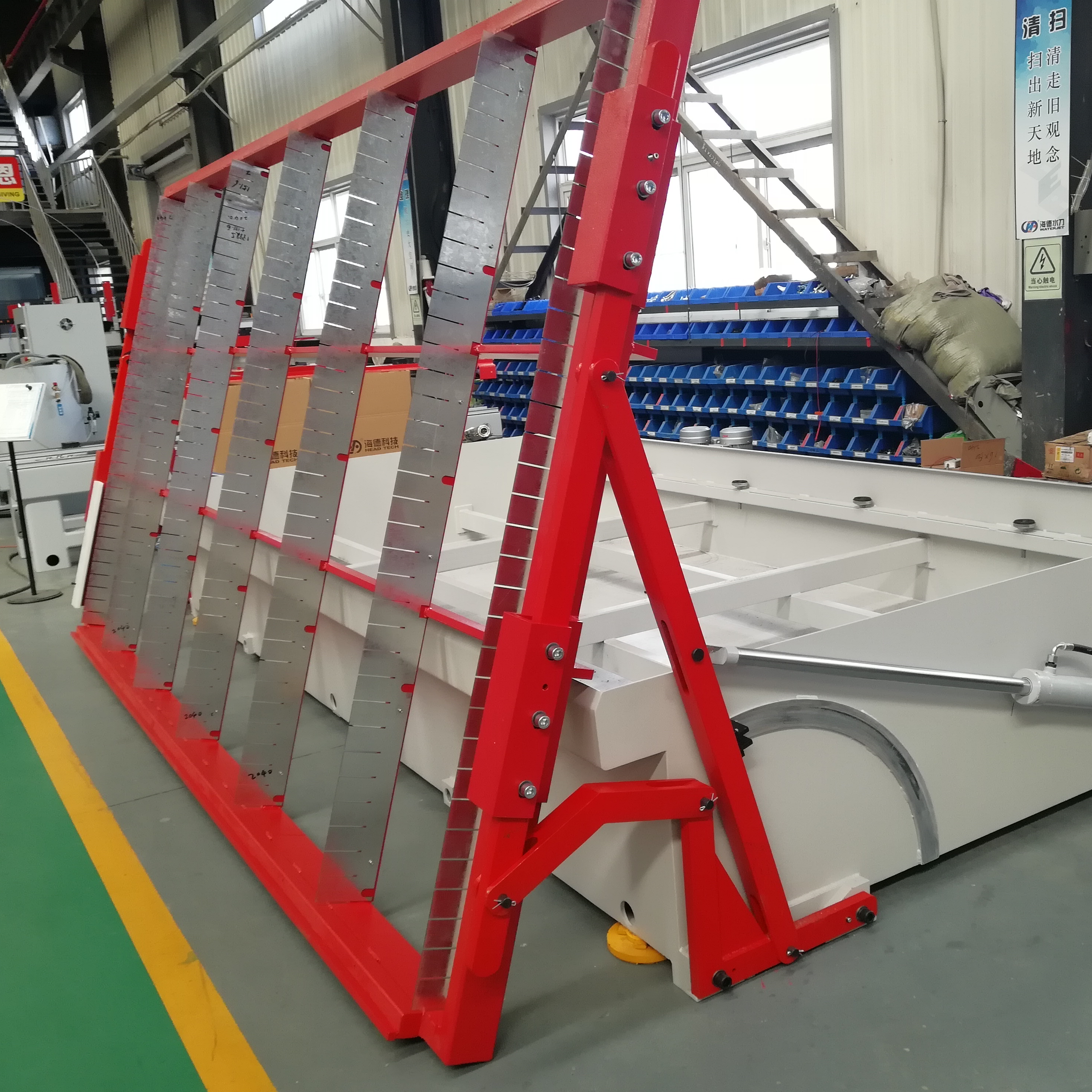 WaterJet Kesme Makinesi Yükleme Sistemi