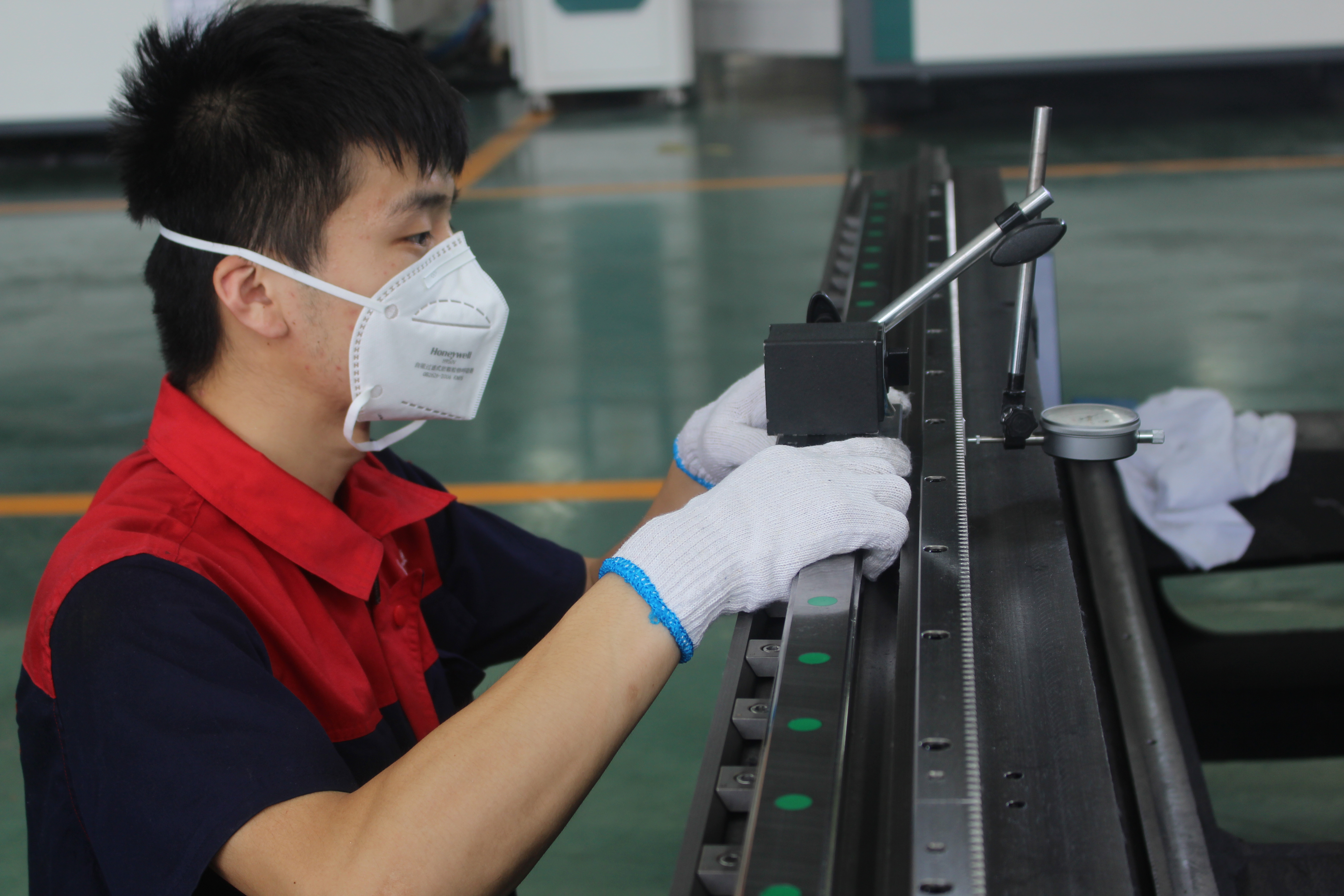 fiber lazer kesme makinesi