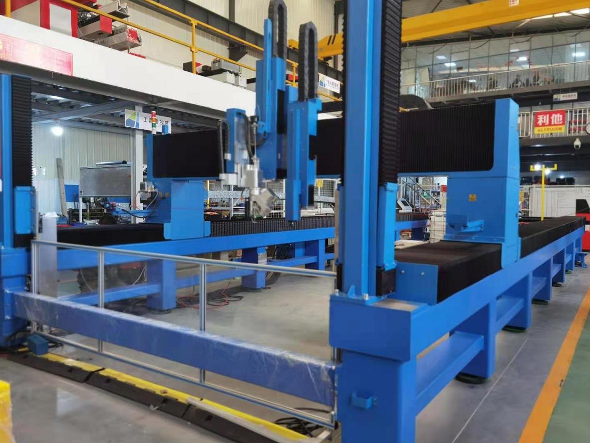 Özelleştirilmiş Büyük Gantry Waterjet Kesme Makinesi Fabrika İndirim Fiyatı